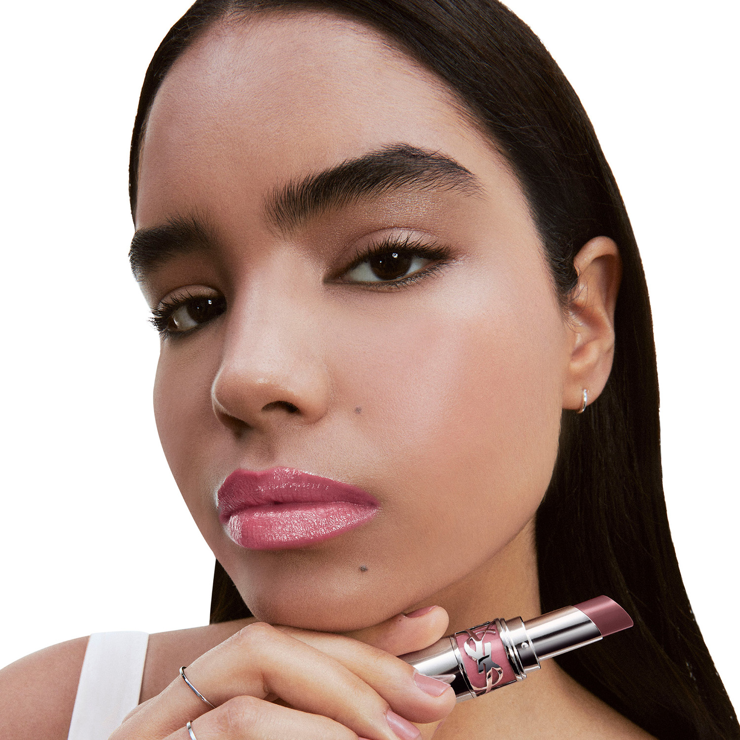 LOVESHINE EL NUEVO LABIAL DE ALTO BRILLO (LABIAL EN BARRA CON EFECTO BRILLOSO)